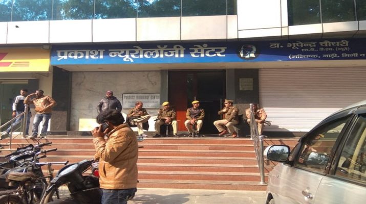 कई शहरों में डॉक्टरों पर गिरी गाज, बड़े पैमाने पर आयकर की छापेमारी शुरू 1 Hello Uttarakhand News »