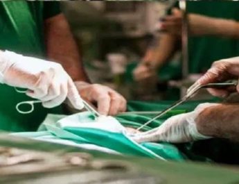 हल्द्वानी: नामी हॉस्पिटल पर किडनी चोरी का आरोप, मरीज की मौत से ग्रामीण आक्रोशित 2 Hello Uttarakhand News »