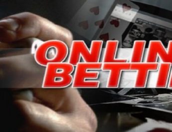 देहरादून: 'बिग बैश लीग' के सटोरियों को पुलिस ने किया गिरफ्तार 2 Hello Uttarakhand News »