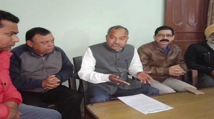 क्लीनिकल इस्टेब्लिशमेंट एक्ट के खिलाफ विधेयक लाये सरकार: मोर्चा 1 क्लीनिकल इस्टेब्लिशमेंट एक्ट के खिलाफ विधेयक लाये सरकार: मोर्चा 1 Hello Uttarakhand News »