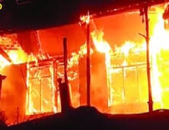 किरायेदार पति-पत्नी के झगड़े में मकान मालकिन का घर जला 2 Hello Uttarakhand News »