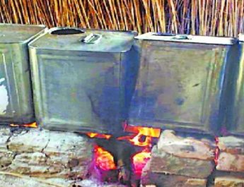 शराब कांड: अब तक 20 लोगों की मौत, एसआईटी भी करेगी मामले की जांच 2 Hello Uttarakhand News »