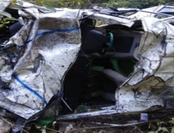 पौड़ी: दिल्ली से बैजरो जा रहा वाहन दुर्घटनाग्रस्त; 3 की मौत, 7 घायल 3 Hello Uttarakhand News »