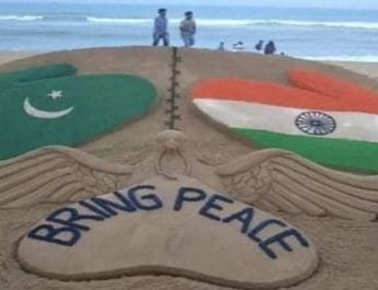 ट्विटर पर उठी मांग- युद्ध छोड़ो, पायलट अभिनंदन को वापस लाओ 2 Hello Uttarakhand News »