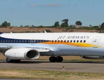 खतरे में जेट एयरवेज की उड़ानें, केंद्र सरकार ने बुलाई इमरजेंसी बैठक 2 Hello Uttarakhand News »