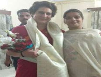 प्रियंका ने बीजेपी के घर में मारी सेंध, यूपी अध्यक्ष की बहू होंगी कांग्रेस में शामिल 4 Hello Uttarakhand News &raquo;