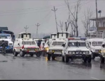 जम्मू कश्मीर: सुरक्षाबलों के काफिले के करीब संदिग्ध धमाका 4 Hello Uttarakhand News »