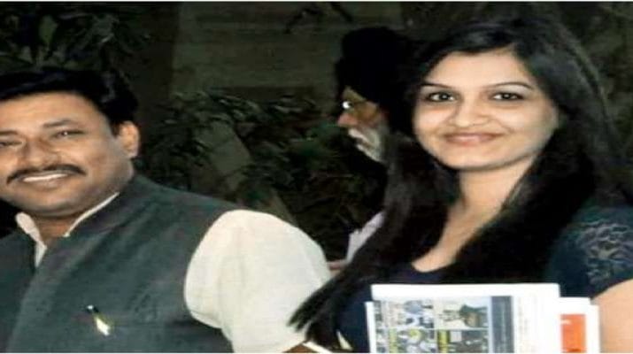 महिला पत्रकार ने कर दी संपादक की हत्या...वजह जानकर रह जायेंगे हैरान 1 Hello Uttarakhand News »