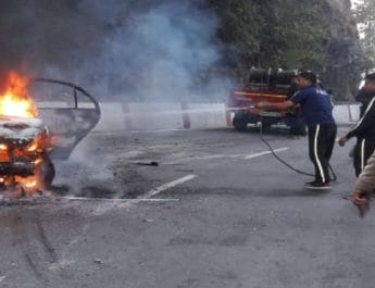 मसूरी: कार में लगी भीषण आग, जलकर हुई ख़ाक 2 Hello Uttarakhand News »