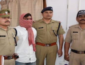 उत्तराखंड: पति ने शक के चलते की पत्नी की हत्या, खुद थाने जाकर दी हत्या की जानकारी 3 Hello Uttarakhand News »