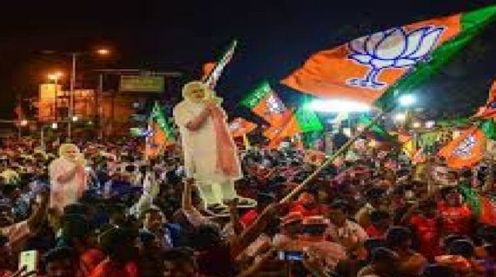 बड़ी खबर : बीजेपी को बड़ा झटका, चुनाव आयोग ने थीम सोंग पर लगाई रोक 1 Hello Uttarakhand News »