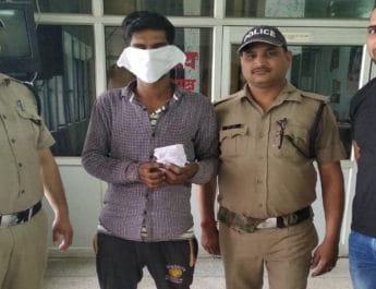 देहरादून: ताला तोड़कर नगदी उड़ाने वाला एक अभियुक्त गिरफ्तार, अन्य की तलाश जारी 4 Hello Uttarakhand News »