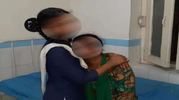 उत्तराखंड: स्कूल जाने के लिए छात्राओं ने मांगी लिफ्ट, ड्राइवर के ऐसा करने पर वाहन से कूदी छात्रा 1 Hello Uttarakhand News »