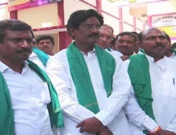 अब तेलंगाना के 50 किसान PM मोदी के खिलाफ चुनावी मैदान में उतरे 3 Hello Uttarakhand News »