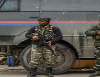 जम्मू-कश्मीर: शख्स की हत्या के बाद हिंसा, कर्फ्यू लागू, बुलाई सेना 4 Hello Uttarakhand News »