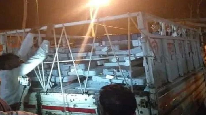 यूपी और बिहार में EVM की 'संदिग्ध आवाजाही' से विपक्ष सकते में, चुनाव आयोग ने कहा- आरोप बेबुनियाद 1 यूपी और बिहार में EVM की 'संदिग्ध आवाजाही' से विपक्ष सकते में, चुनाव आयोग ने कहा- आरोप बेबुनियाद 1 Hello Uttarakhand News »