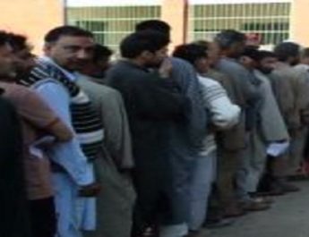 जम्मू-कश्मीर: पुलवामा के पोलिंग बूथ पर ग्रेनेड से हमला 2 Hello Uttarakhand News »