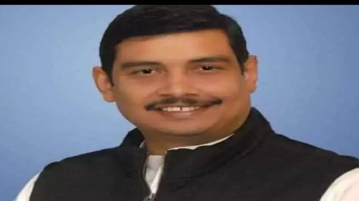 रेप के आरोपी गठबंधन उम्मीदवार फरार, घोसी सीट पर मुश्किल में सपा-बसपा गठबंधन 1 Hello Uttarakhand News »