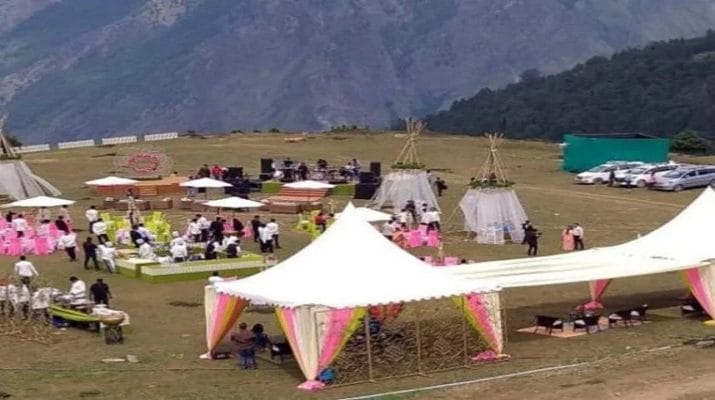 औली में शाही शादीः गुप्ता बंधुओं के दूसरे बेटे की शादी आज, सीएम होंगे शामिल.. 1 Hello Uttarakhand News »