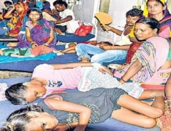 चमकी से बच्चों की मौत का सिलसिला जारी, अब तक 144 मासूमों ने तोड़ा दम 3 Hello Uttarakhand News »