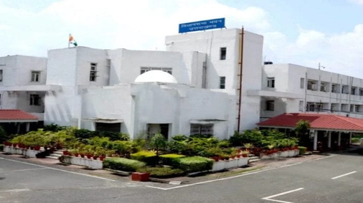 उत्तराखंड: दो दिवसीय विधानसभा सत्र शुरू 1 Hello Uttarakhand News &raquo;