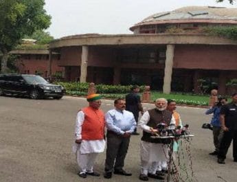 मोदी सरकार का पहला संसद सत्र आज, भारी बहुमत के साथ आए कई अटके विधेयकों को पास कराने की चुनौती 4 Hello Uttarakhand News »