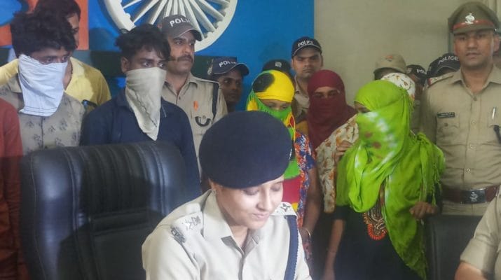 देहरादून पुलिस को मिली बड़ी कामयाबी, अंतरराज्यीय ठगी गिरोह के तीन महिलाओं सहित 7 आरोपी गिरफ्तार 1 Hello Uttarakhand News »