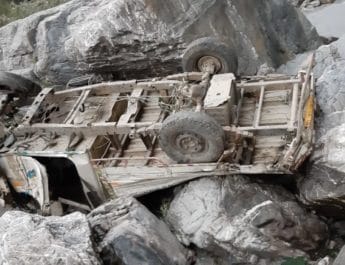 देहरादून : खाई में गिरा पिकअप वाहन, एक की मौत, तीन गम्भीर घायल 3 Hello Uttarakhand News »