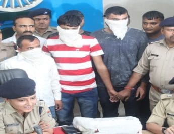 देहरादून पुलिस ने पेट्रोल पंप मालिक को गोली मारकर हुए लूटकांड का किया खुलासा, तीन गिरफ्तार 3 Hello Uttarakhand News »