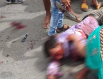 उत्तराखंड: तेज रफ्तार बेकाबू ट्रक ने टेंपो को मारी टक्कर, एक कि मौत , 8 घायल, मची चीख पुकार 4 Hello Uttarakhand News »