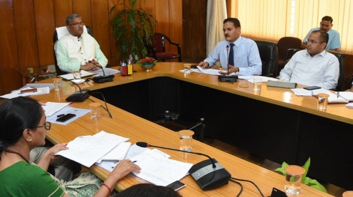 उत्तराखंड: 32 विभागों के 18 हजार पद रिक्त, इतने पदों पर होगी भर्ती.. 1 Hello Uttarakhand News &raquo;