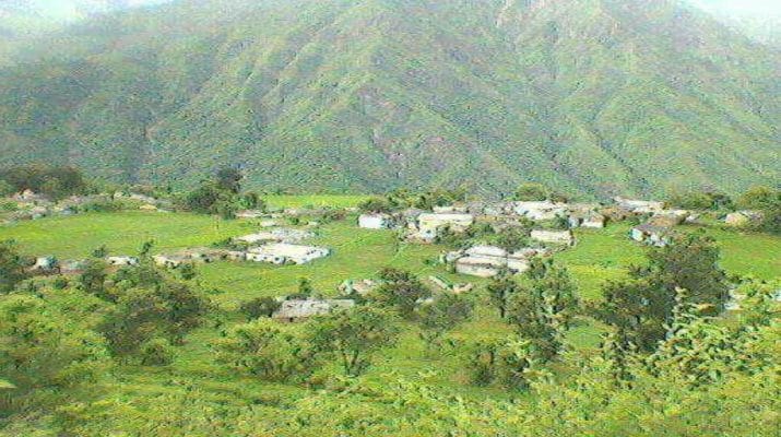 उत्तराखंड: घास लेने गई महिला पहाड़ी से गिरी, दर्दनाक मौत, मासूमों के सिर से छिना माँ के प्यार का साया 1 उत्तराखंड: घास लेने गई महिला पहाड़ी से गिरी, दर्दनाक मौत, मासूमों के सिर से छिना माँ के प्यार का साया 1 Hello Uttarakhand News »