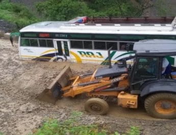 उत्तराखंड में बारिश से कहीं राहत तो कहीं आफत, बदरीनाथ हाईवे बंद, फंसे सैकड़ों यात्री 4 Hello Uttarakhand News »