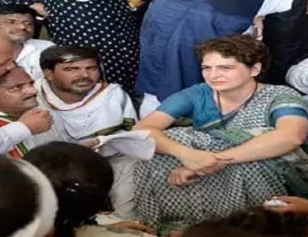 24 घंटे के धरने के बीच कुछ पीड़ितों से मिली प्रियंका, बोली- मुझे क्यों रोका जा रहा, आंसुओं को पोंछना अपराध है? 4 Hello Uttarakhand News &raquo;