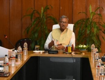 लिंगानुपात समानता के लिए मुख्यमंत्री त्रिवेंद्र ने दिए अधिकारियों को विभिन्न निर्देश 4 Hello Uttarakhand News &raquo;