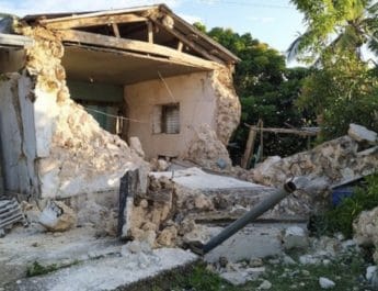 24 घन्टे में भूकम्प के तीन बड़े झटकों से दहला ये देश, आठ की मौत कई घायल 2 Hello Uttarakhand News »