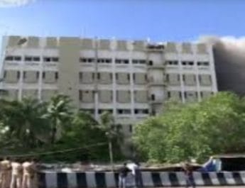 मुंबई में भीषण अग्निकांड,100 से ज्यादा लोग फंसे, बचाव कार्य जारी 3 Hello Uttarakhand News »