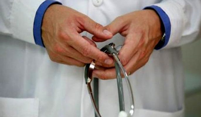 अस्पताल ने इलाज के नाम पर लिए लाखों रुपए, फिर परिवार के पास पैसे न होने पर जिंदा युवक को किया मृत घोषित ! 1 Hello Uttarakhand News »