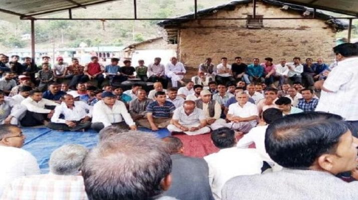 उत्तराखंडः 13 गांवों को जोड़ने वाली सड़क का होगा निर्माण, मिलेगी राहत 1 Hello Uttarakhand News »