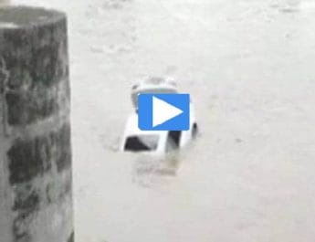 मम्मी-पापा ने गिफ्ट में दी जगुआर की जगह बीएमडब्ल्यू, तो शख़्स ने BMW नदी में फेंक दी, वीडियो वायरल.. 3 Hello Uttarakhand News »