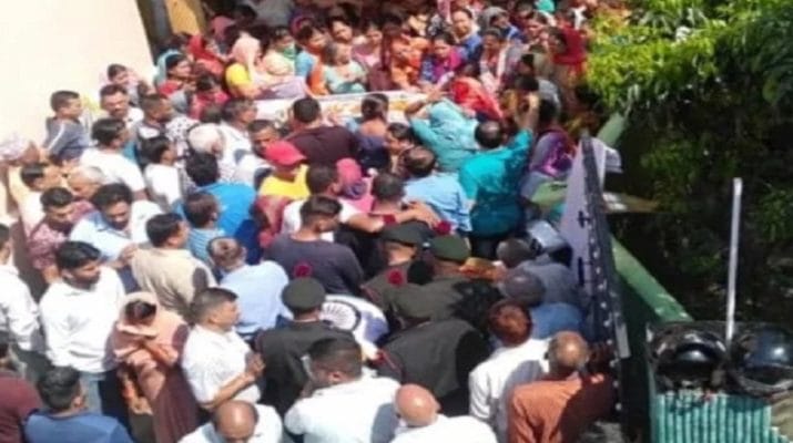 उत्तराखंड: डांटने पर सेना के जवान ने हवलदार को मारी गोली, घर पहुंचा शव 1 Hello Uttarakhand News »