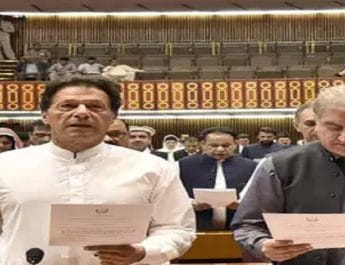 370 पर फैसले से पकिस्तान बिलबिलाया, कहा- हमने यूएन और इस्लामिक देशों को बता दिया..! 3 Hello Uttarakhand News »