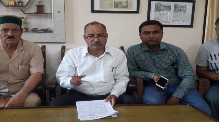 प्री-मैट्रिक छात्रवृत्ति मामले में अनियमितता व विभागीय लापरवाही को लेकर शासन में दस्तक देगा-मोर्चा 1 प्री-मैट्रिक छात्रवृत्ति मामले में अनियमितता व विभागीय लापरवाही को लेकर शासन में दस्तक देगा-मोर्चा 1 Hello Uttarakhand News »