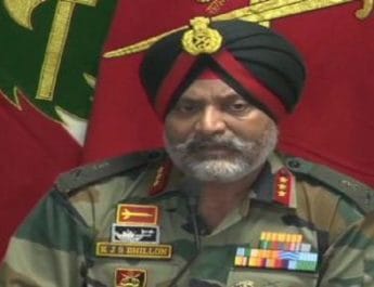 जम्मू और कश्मीर: श्रीनगर में चिनार कॉर्प्स कमांडर लेफ्टिनेंट जनरल के जे एस ढिल्लन और जम्मू-कश्मीर के डीजीपी दिलबाग सिंह द्वारा संयुक्त प्रेस कॉन्फ्रेंस 5 Hello Uttarakhand News »