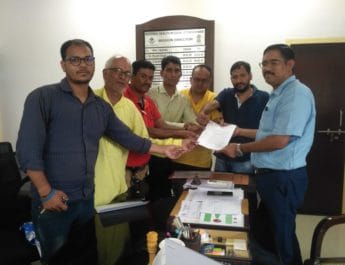 उत्तराखंड वेब एसोसिएशन ने पत्रकारों के हितों में उठाई आवाज़, स्वास्थ्य विभाग को सौपा ज्ञापन 2 Hello Uttarakhand News »