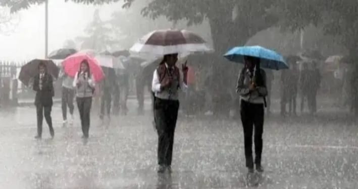 देहरादून में भारी बारिश का अलर्ट, बंद रहेंगे स्कूल और आंगनवाड़ी केंद्र 1 देहरादून में भारी बारिश का अलर्ट, बंद रहेंगे स्कूल और आंगनवाड़ी केंद्र 1 Hello Uttarakhand News »