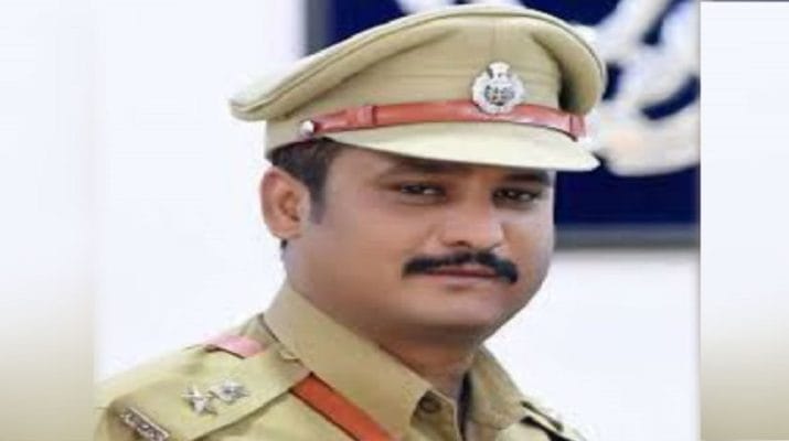 पुलिस ने एक साथ खोली 100 अपराधियों की हिस्ट्रीशीट, कई BJP-सपा-बसपा कार्यकर्ता शामिल 1 पुलिस ने एक साथ खोली 100 अपराधियों की हिस्ट्रीशीट, कई BJP-सपा-बसपा कार्यकर्ता शामिल 1 Hello Uttarakhand News »