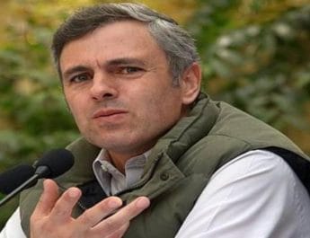 राज्यपाल से मिले उमर अब्दुल्ला, कहा- जम्मू-कश्मीर के हालात पर कहीं से नहीं मिल रहा जवाब 2 Hello Uttarakhand News »