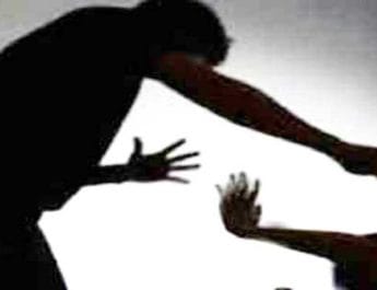 उत्तराखंड: शिक्षक ने की कक्षा 2 के मासूम की बेरहमी से पिटाई! मौत 4 Hello Uttarakhand News »