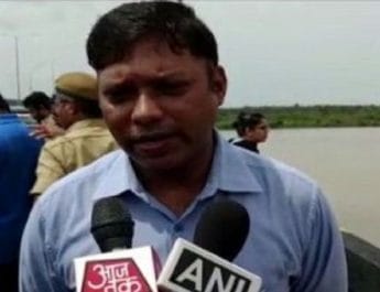 लोकतंत्र पर खतरा बताकर एक और आईएएस का इस्तीफा, कहा- इस माहौल में सिविल सर्विस में रहना अनैतिक 2 Hello Uttarakhand News »